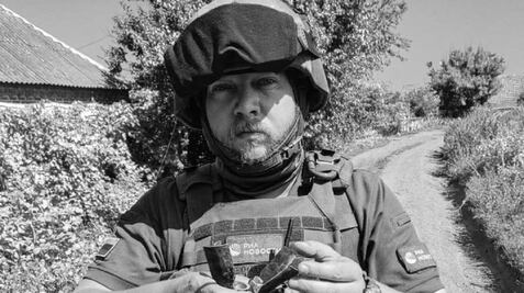 Muere periodista de agencia rusa tras ataque a su automóvil en Zaporiyia