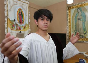 Brandon, el estudiante del Politécnico que es el Cristo de Iztapalapa en medio de la pandemia