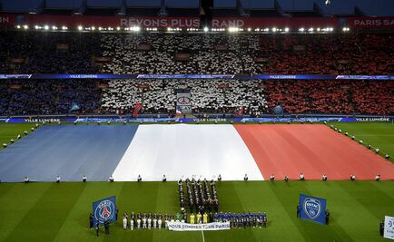 El Parque de los Príncipes homenajea a víctimas de ataques en París