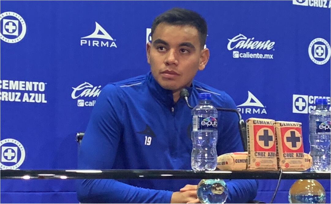 Carlos Rodríguez en conferencia de prensa