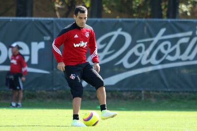 Rafa Márquez es baja del Atlas