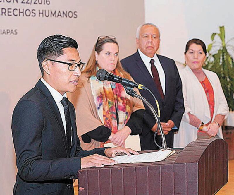 En el evento no estuvieron las dos mujeres y los dos hombres afectados —a petición de su abogada— para conservar su identidad. Foto/INM