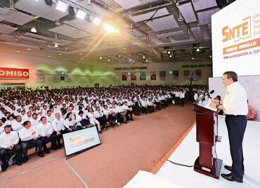 SNTE no es patrimonio familiar, advierte Díaz de la Torre