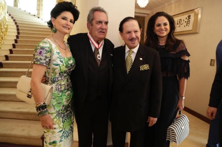 Japón condecora a Carlos Lozano, exgobernador de Aguascalientes