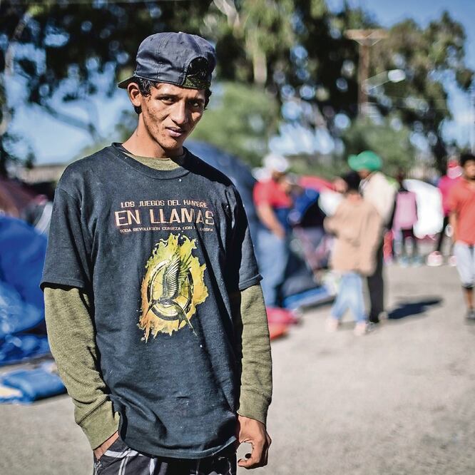 Los integrantes de la caravana se acostumbran a vivir en condiciones de hacinamiento, aguantando inclemencias climatológicas y de la caridad de personas. Foto; FOTOS: GERMÁN ESPINOSA. EL UNIVERSAL