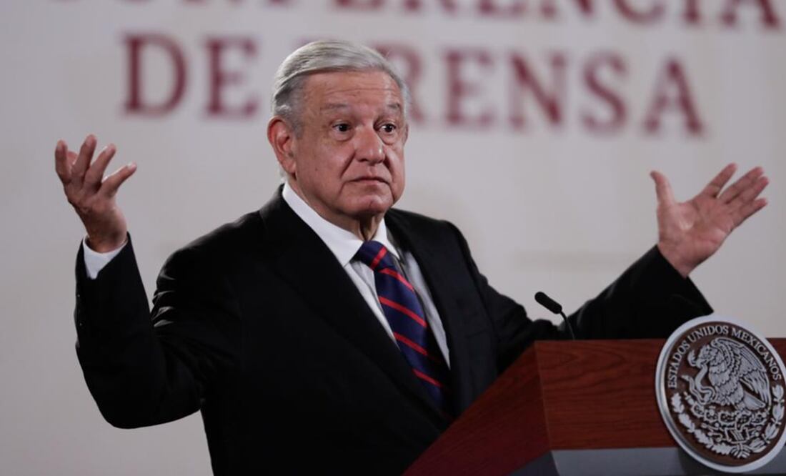 El presidente Andrés Manuel López Obrador llamó a seguir con la transformación y no permitir que regresen los corruptos, porque lo harán, con más hambre de dinero. Foto: Diego Simón Sánchez