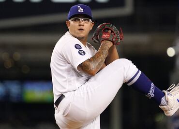 Julio Urías hace historia en Grandes Ligas y consigue título de efectividad