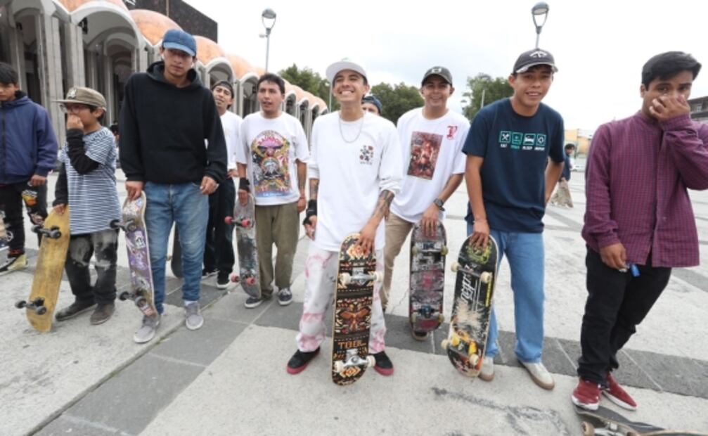Con sus mejores trucos celebran el Día del Skaterboarding en Toluca
