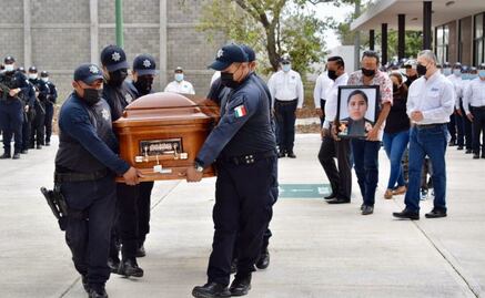 Con homenaje de cuerpo presente, despiden a mujer policía que falleció en enfrentamiento en Tamaulipas