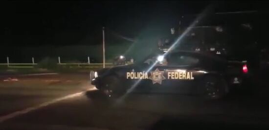 Utilizan patrulla de la Policía Federal en arrancones