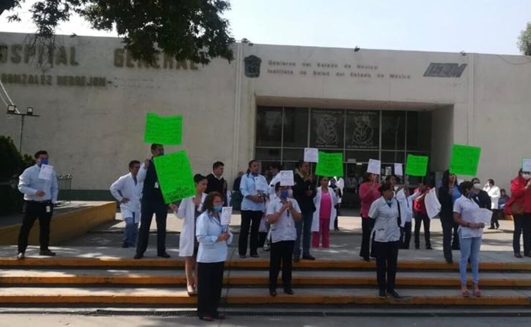 El pasado 30 de marzo, médicos y enfermeras protestaron por falta de equipo ante la pandemia. Foto: Especial