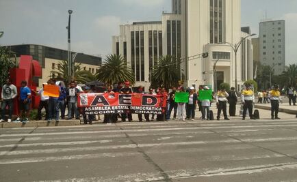 CNTE realiza “semáforo informativo” en Reforma