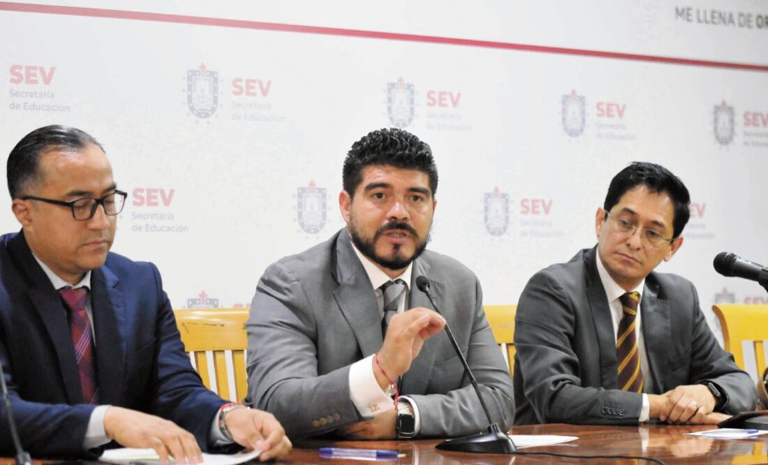 Desfalco. Las personas que cobraban sin trabajar generaban un gasto de 100 mdp al año, dice Zenyazen Escobar. Foto: MIGUEL ÁNGEL CARMONA. EL UNIVERSAL