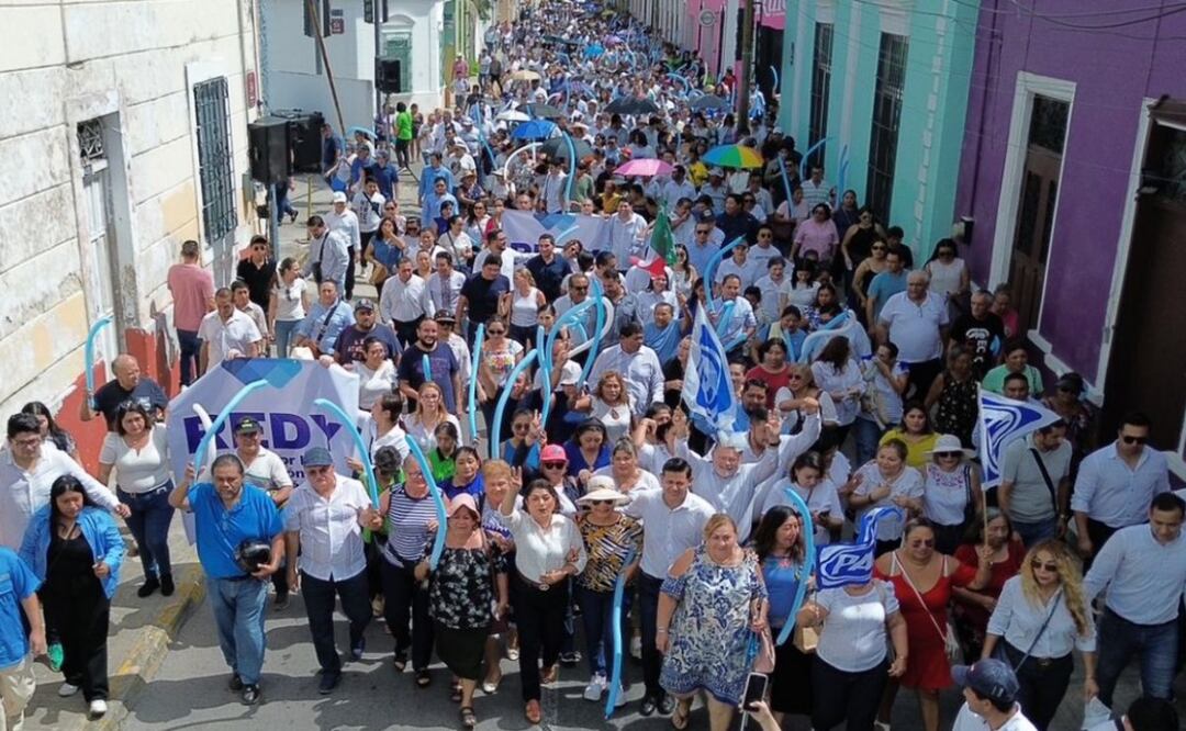 Militantes del PAN iniciaron su elección del nuevo dirigente en Mérida. Foto Especial.