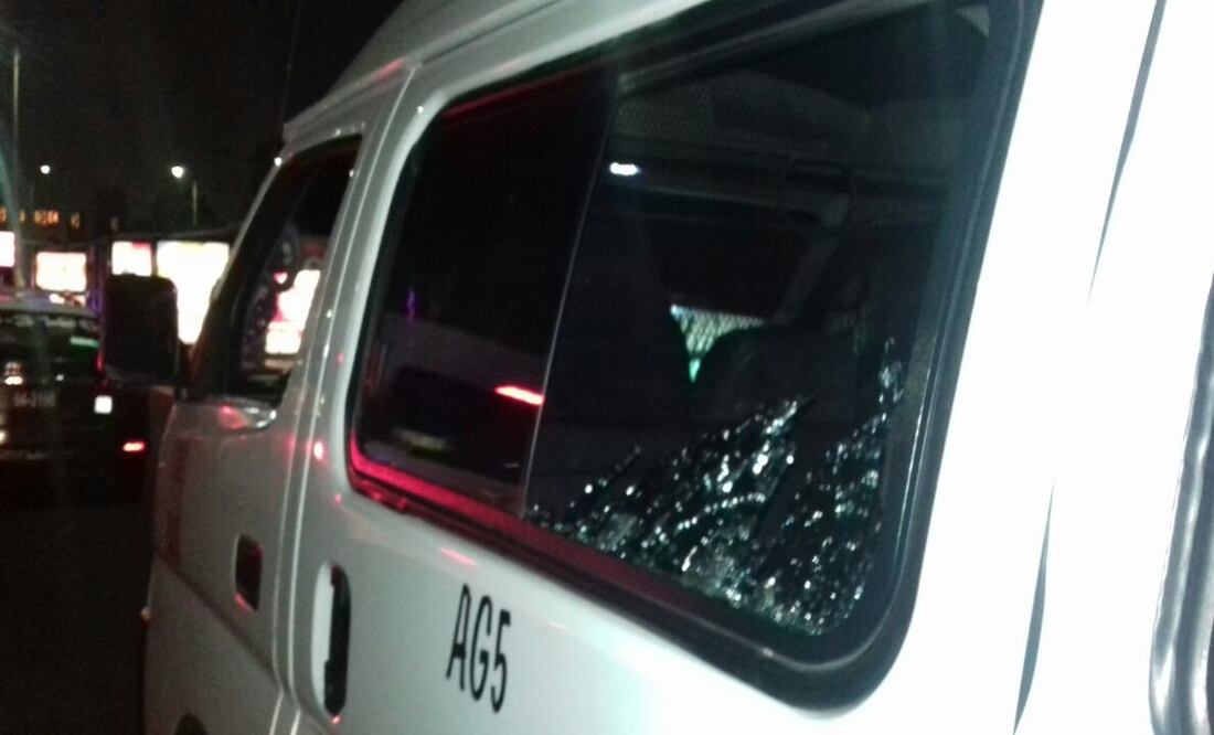 Mujer se resiste a robo y le disparan en el rostro