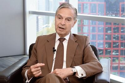 “Sin elección democrática, votos podrían ir con Meade”