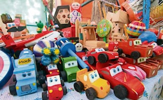 Segob recomienda no dar juguetes violentos ni que fomenten "la superioridad de clases sociales"; sugiere trompo y yoyo