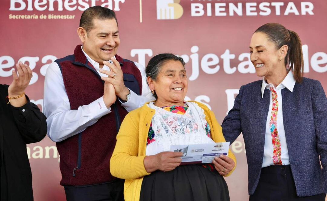 Alejandro Armenta informó que con la presidenta Claudia Sheinbaum platicó de los proyectos a los que se comprometió tras su visita al estado. Foto: X @armentapuebla_