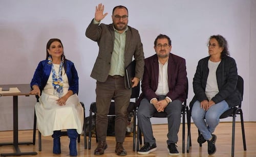 En conferencia desde la Utopía de Magdalena Mixiuhca, Raúl Baulto, detalló que cada tres meses se dará mantenimiento y limpieza a las fuentes de este parque. 23/09/2026. | Foto: Facebook @Raúl Basulto Luviano.