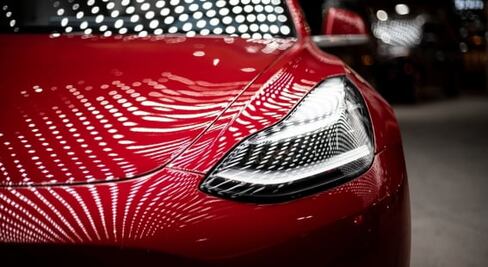 Top 10 marcas de autos que prefieren los multimillonarios