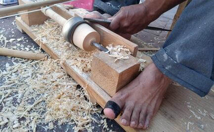 Artesanías de madera y hueso, olvidadas entre el Covid y las nuevas generaciones