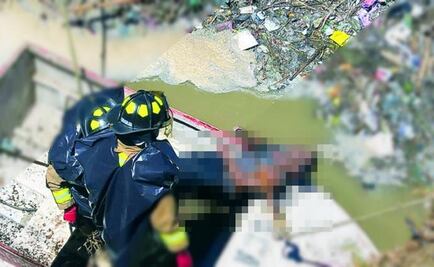 Hombre cae a canal de aguas negras y muere en Coacalco 