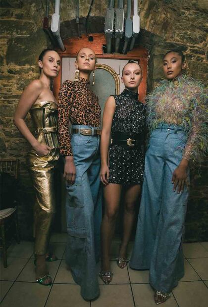 Foto: @tescum
Diseños de Jesús de la Garsa