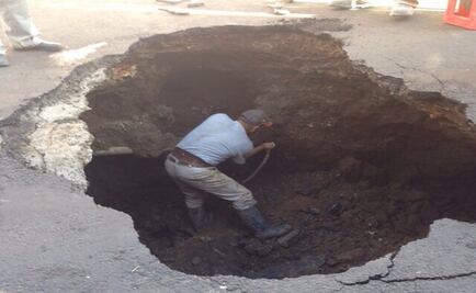 Se abre socavón en Miguel Hidalgo