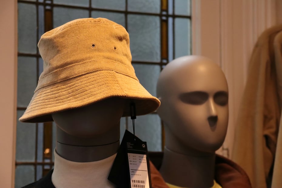 Los sombrero estilo pescador son populares. Foto: Unsplash