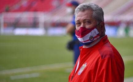 ¿Cuáles fueron los números de Víctor Manuel Vucetich con Chivas?