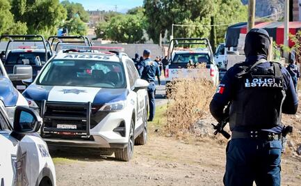 Desmantelan narco tiendas en Pachuca; aseguran huachicol, dinero y vehículos