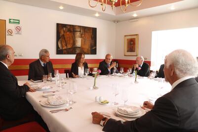 Margarita Zavala se reúne con ex gobernadores panistas