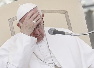 Papa expresa a Egipto condolencias por víctimas de avionazo