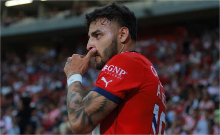 Afición le grita "borracho" a Alexis Vega en juego ante Pumas