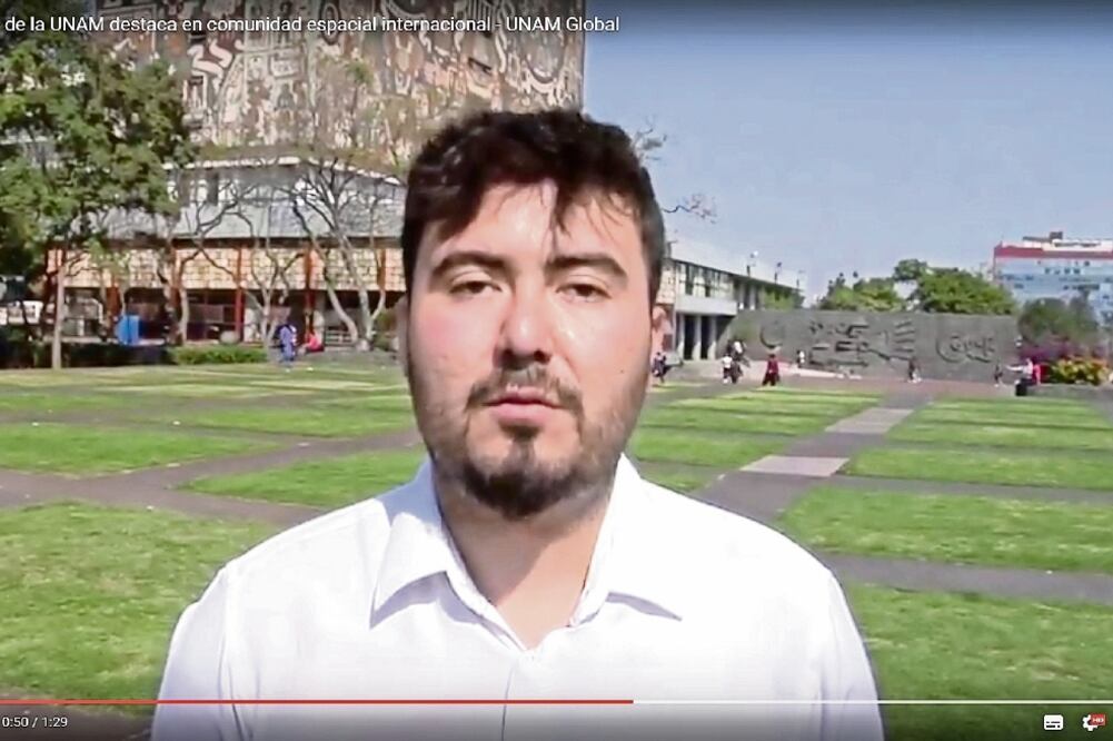 Danton Bazaldua estudia Ingeniería en Telecomunicaciones en la UNAM. (CORTESÍA UNAM)