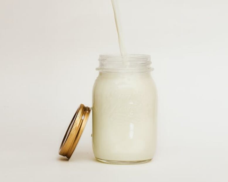 Qué es la nata que comemos con pan