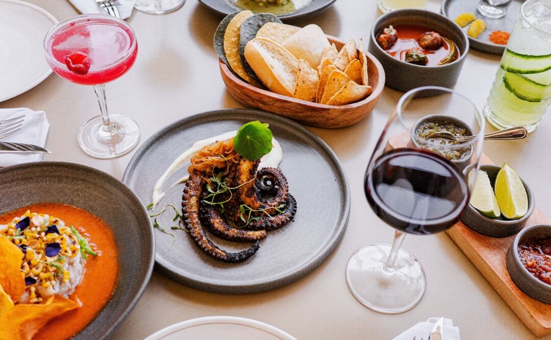 Al Mar, un restaurante con mariscos, cocteles, tacos y tostadas estilo Baja California. Foto: cortesía Araceli Paz