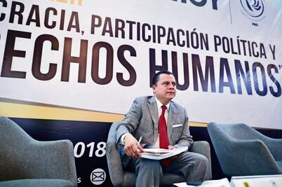 Le recriminan a Granados haber ido con el Frente