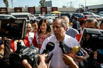 Meade ve reajustes en políticas fiscales