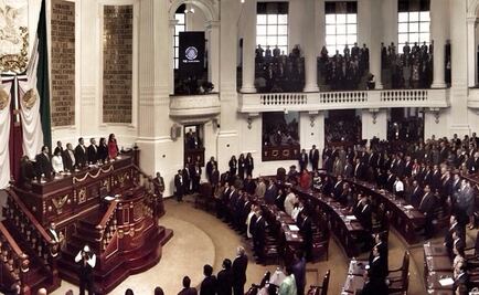 Dan posicionamientos en Informe de Mancera