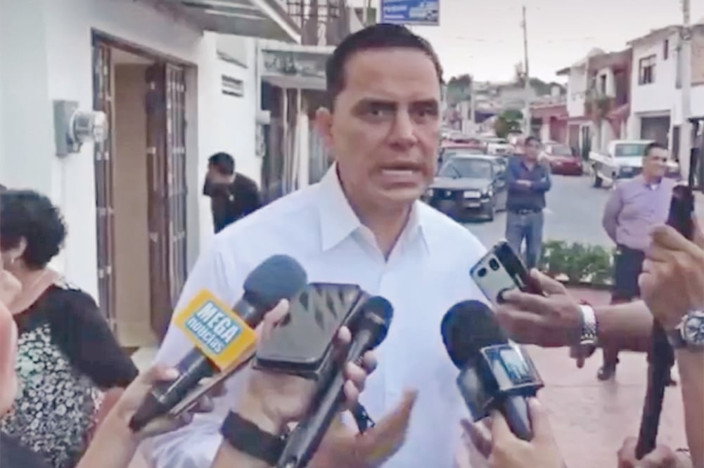 El ex gobernador Roberto Sandoval consideró que el ex dirigente nacional del tricolor, Enrique Ochoa, fue un cobarde al juzgarlo sin siquiera preguntarle (TOMADA DE VIDEO)