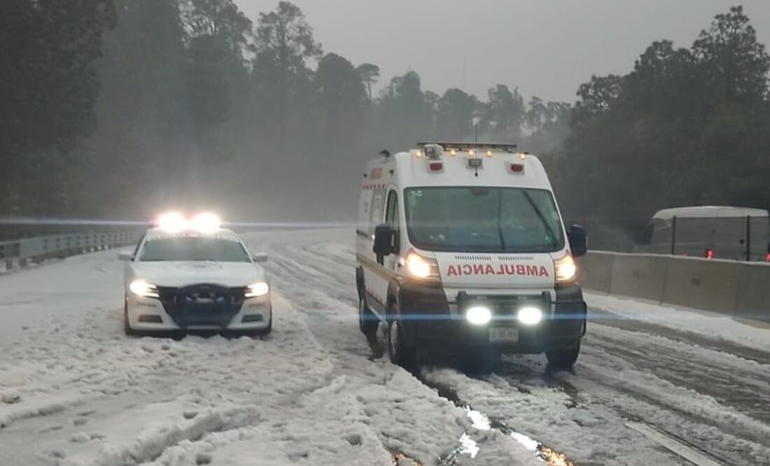 Lluvia acompañada de granizo en la zona de Río Frío y Llano Grande, en el territorio de Ixtapaluca. Foto: Especial