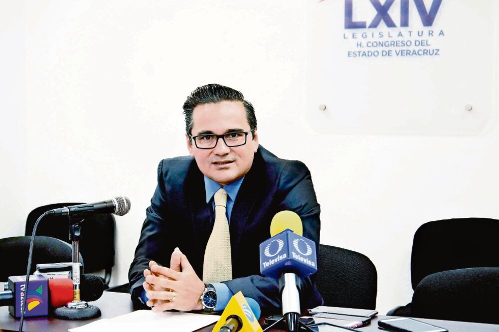 El fiscal Jorge Winckler dijo que la PGR les solicitó apoyo para investigar negocios ligados con la delincuencia en Coatzacoalcos (ARCHIVO EL UNIVERSAL)