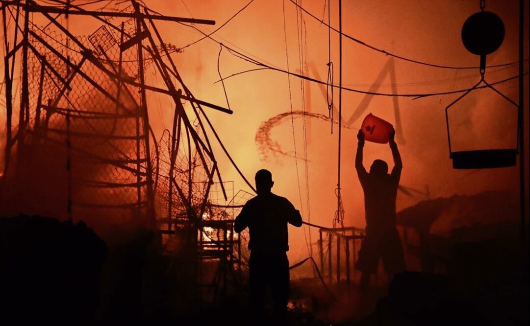 The famous Mexico City market burst into flames on Christmas Eve - Photo: Diego Simón Sánchez/EL UNIVERSAL