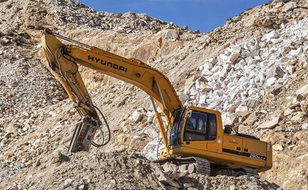 Derrumbe de mina en China deja 2 muertos y 50 desaparecidos