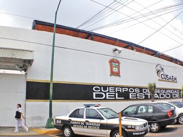 Despojan de patrulla a un policía auxiliar de Naucalpan