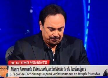 Hugo Sánchez llora en pleno programa la muerte de Fernando "Toro" Valenzuela