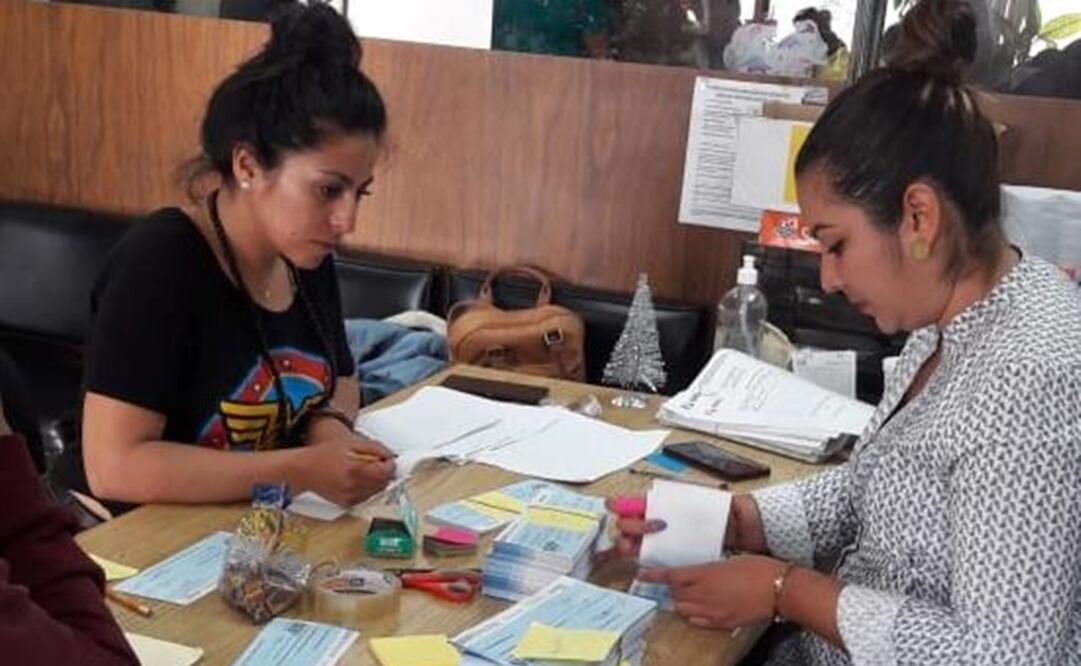 Los maestros recibieron el pago de la segunda quincena de enero y la Compensación Única Nacional 2019 (Foto: Especial)