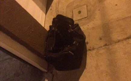 Abandonan maleta frente a casa de papá de Daphne