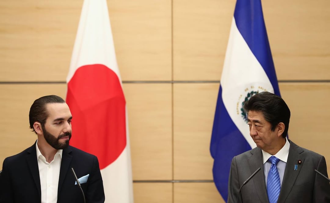El presidente de El Salvador, Nayib Bukele, y su par chino, Xi Jinping (Fotos: AFP)